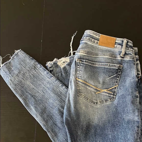 BKE Stella Women's Classic Blue Skinny Jeans - Picture 3 of 5